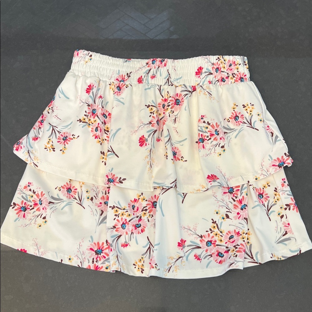 NWOT, Walking on Sunshine, Floral Ruffle Skirt for girls. Boho, romantic